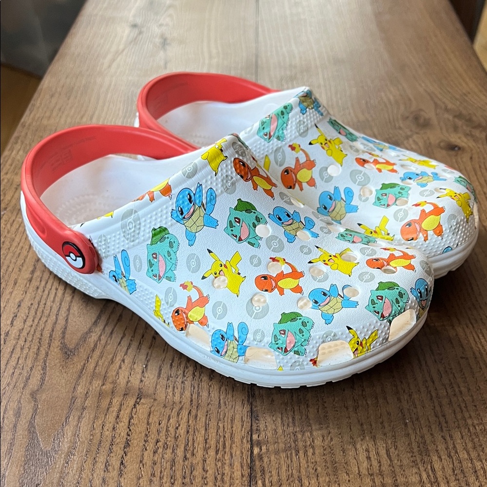 CROCS Kids Pokémon Clogs - Red and White